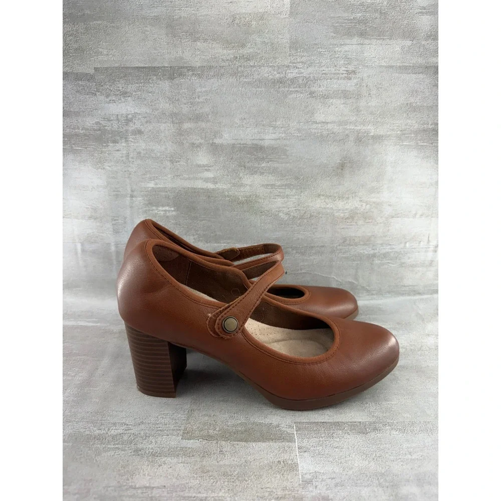 Clarks Collection Brown Leather Mary Jane Pumps Block Heel Women Sz 7.5M